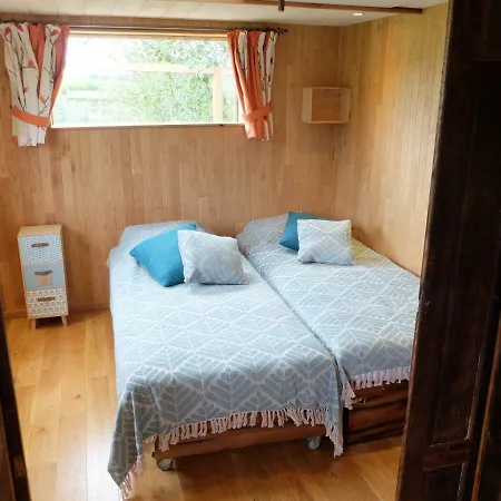 Roulotte De Baya Ferienhaus